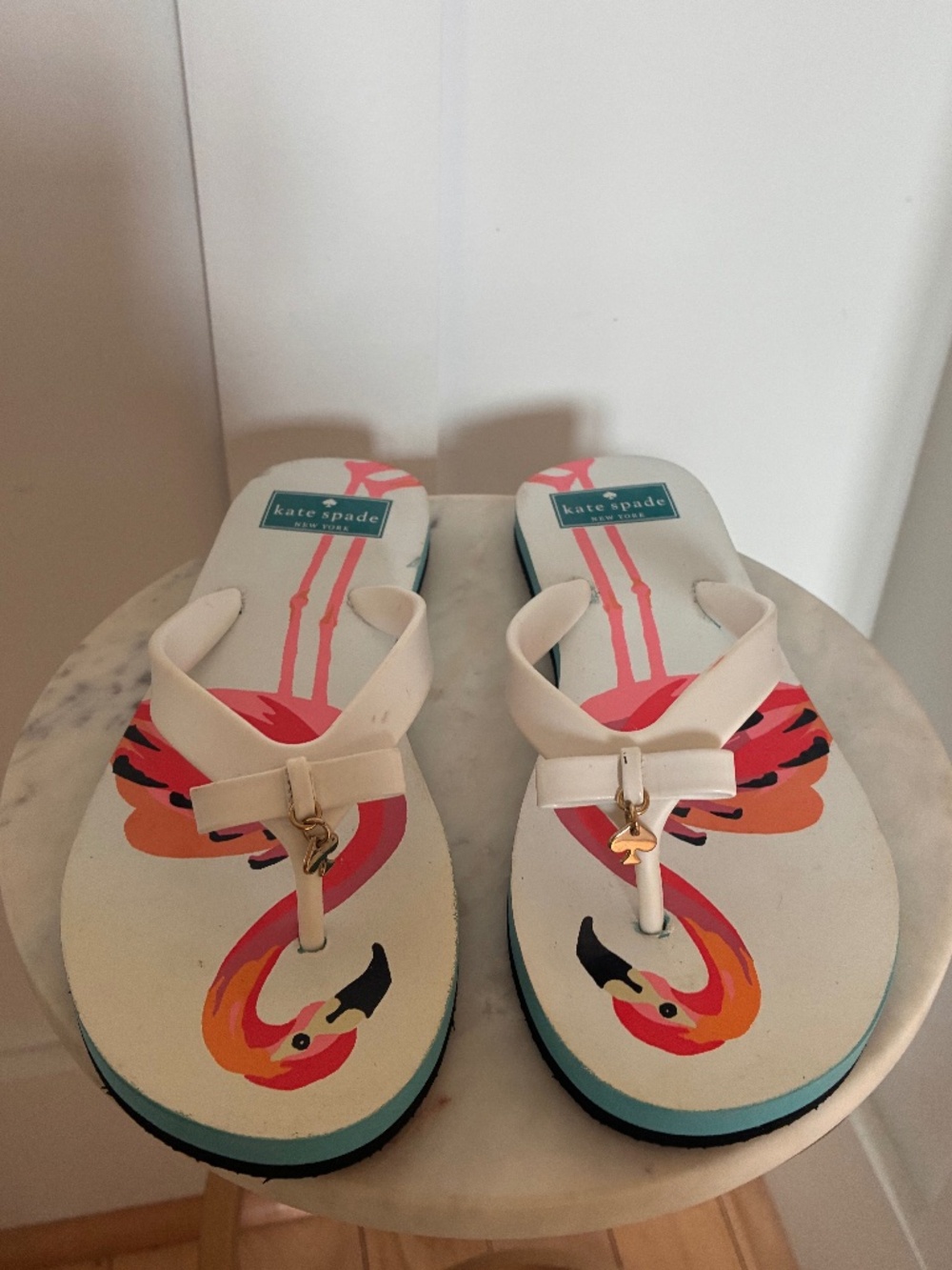 NWOT Kate Spade flamingo flip flops